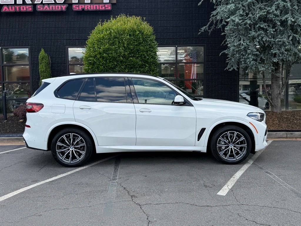 Used 2022 BMW X5 xDrive40i w/ M Sport Package AWD/4WD image 21