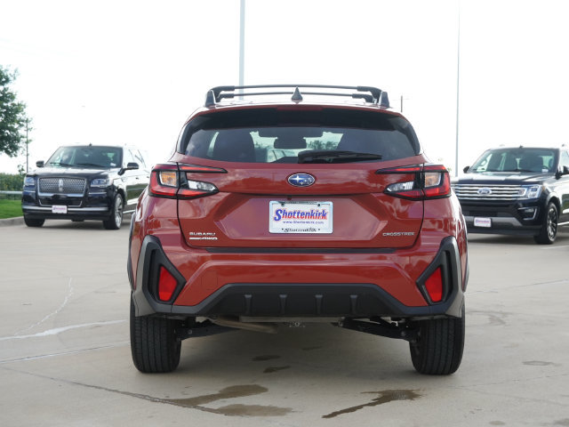 Used 2024 Subaru Crosstrek 2.0i Premium AWD/4WD image 4