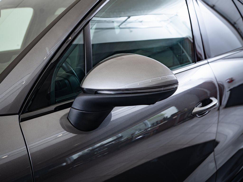 Used 2024 Porsche Cayenne image 16