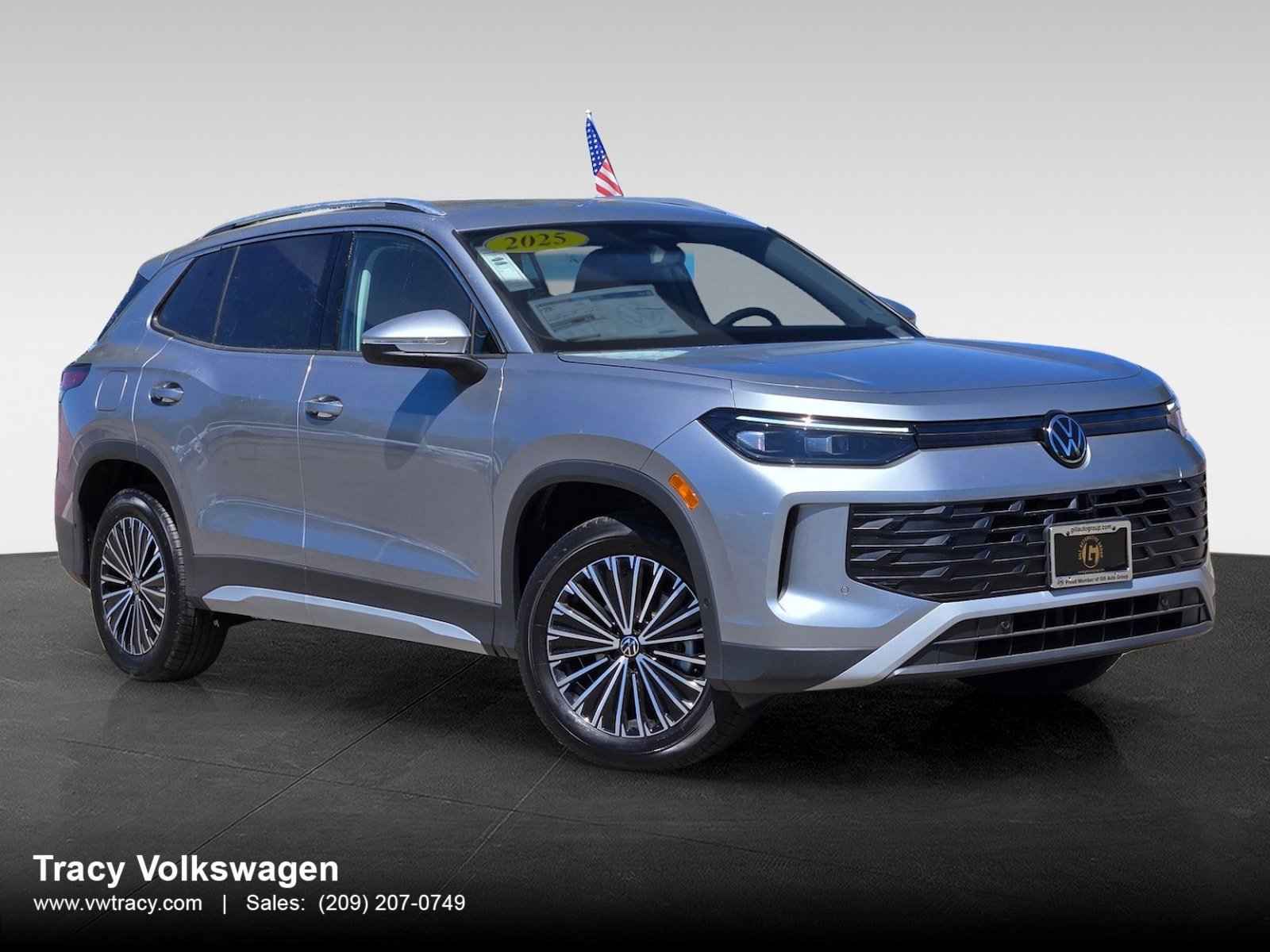 New 2025 Volkswagen Tiguan S