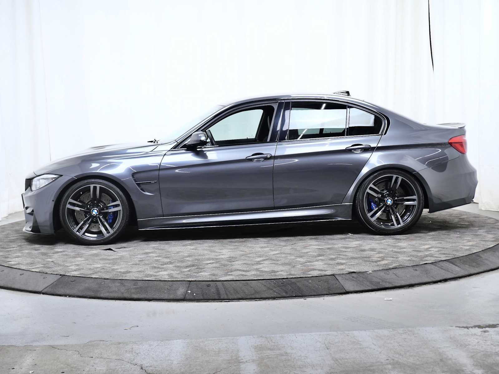 Used 2016 BMW M3 image 2