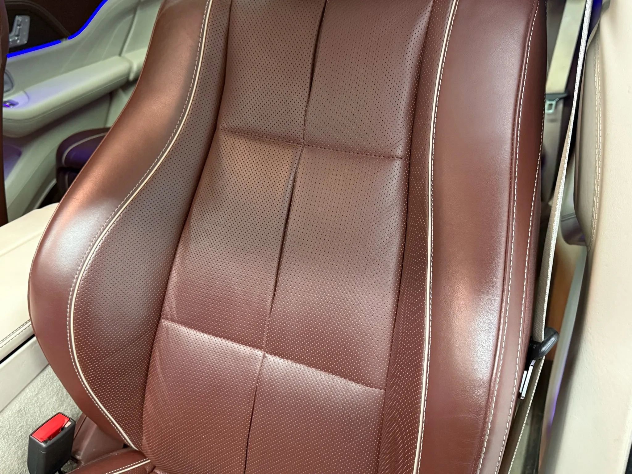 Used 2022 Mercedes-Benz Maybach GLS 600 4MATIC image 36