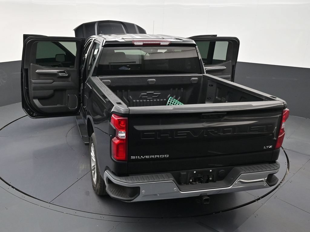 Used 2024 Chevrolet Silverado 1500 LTZ RWD image 32