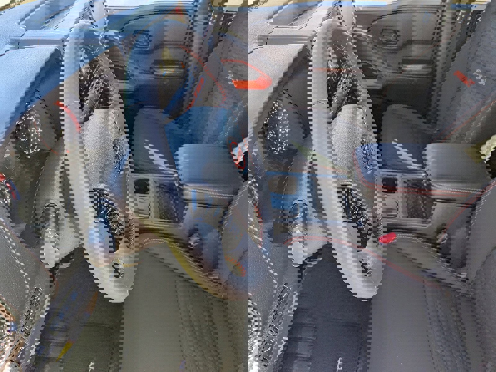 New 2026 Nissan Frontier Pro-X w/ Pro-X Convenience Package image 12