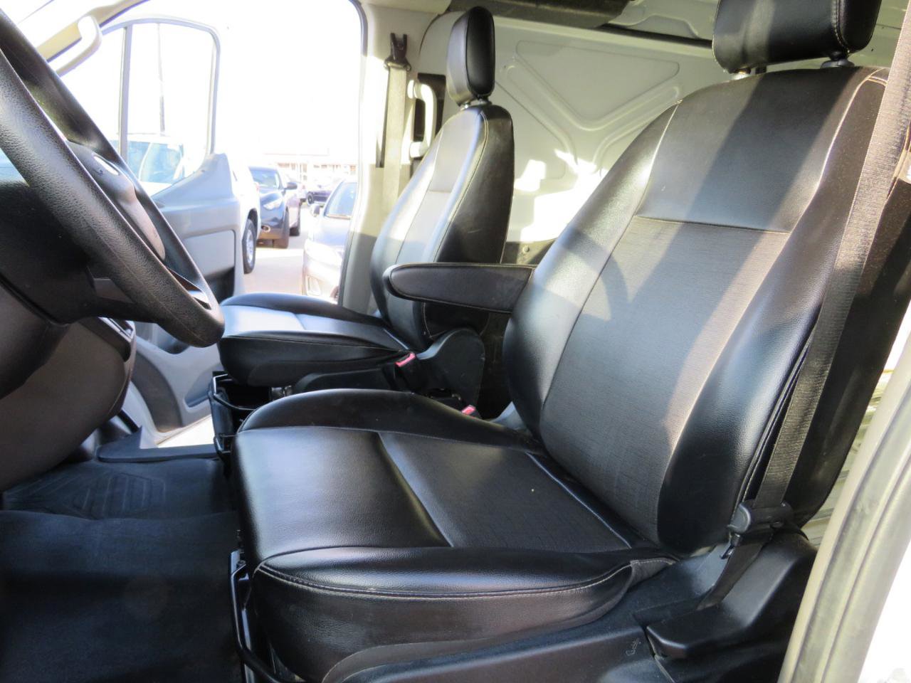 Used 2020 Ford Transit 250 Low Roof RWD image 9