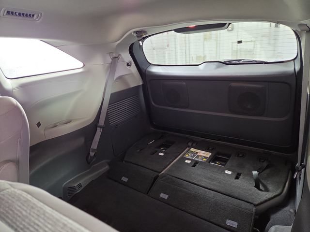 Used 2023 Toyota Sienna LE FWD image 17