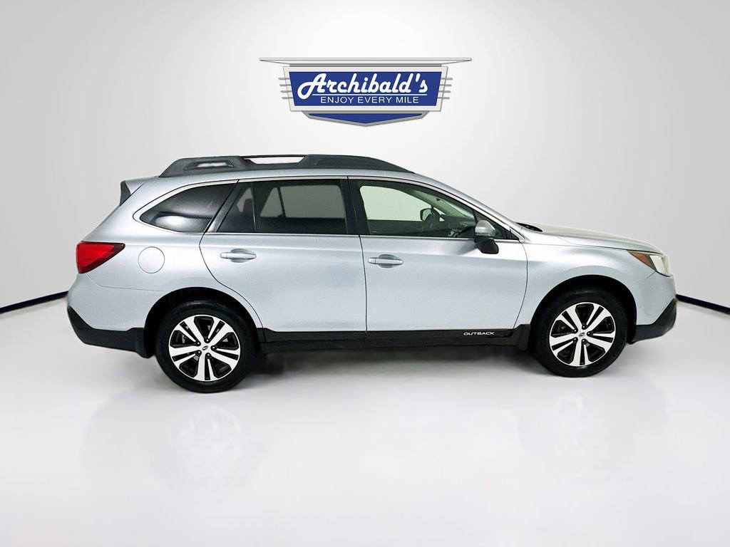 Used 2018 Subaru Outback 2.5i Limited AWD/4WD image 8