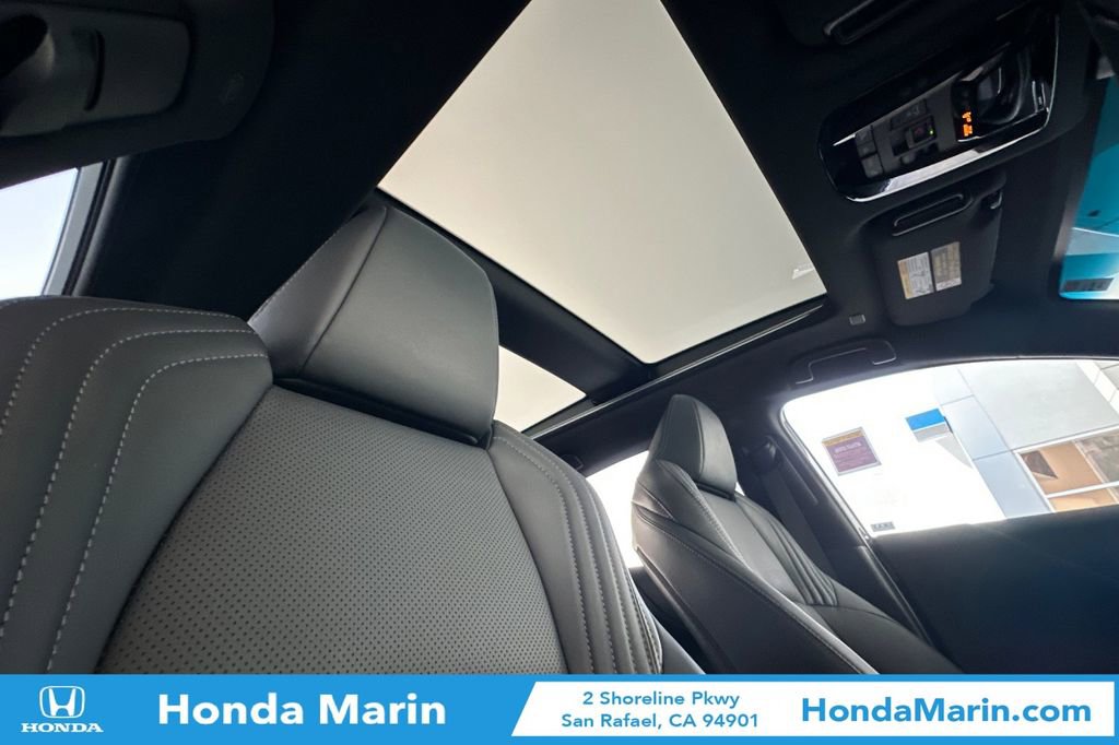 Used 2023 Toyota Venza Nightshade image 21