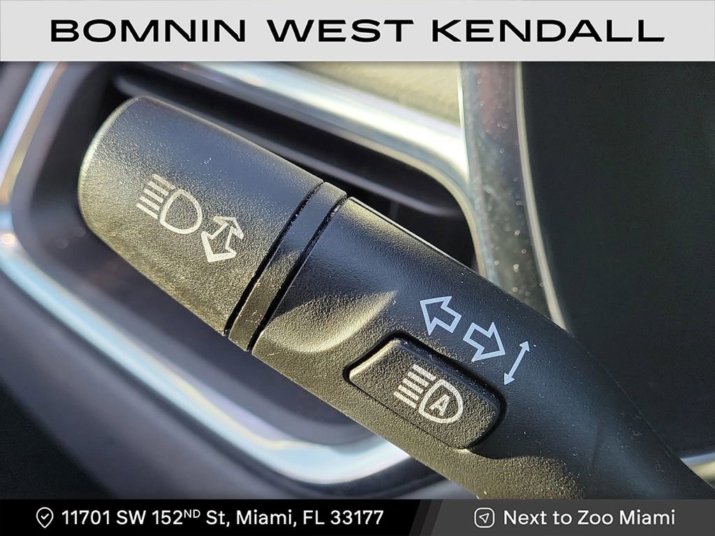 Used 2023 Chevrolet Equinox LT image 11