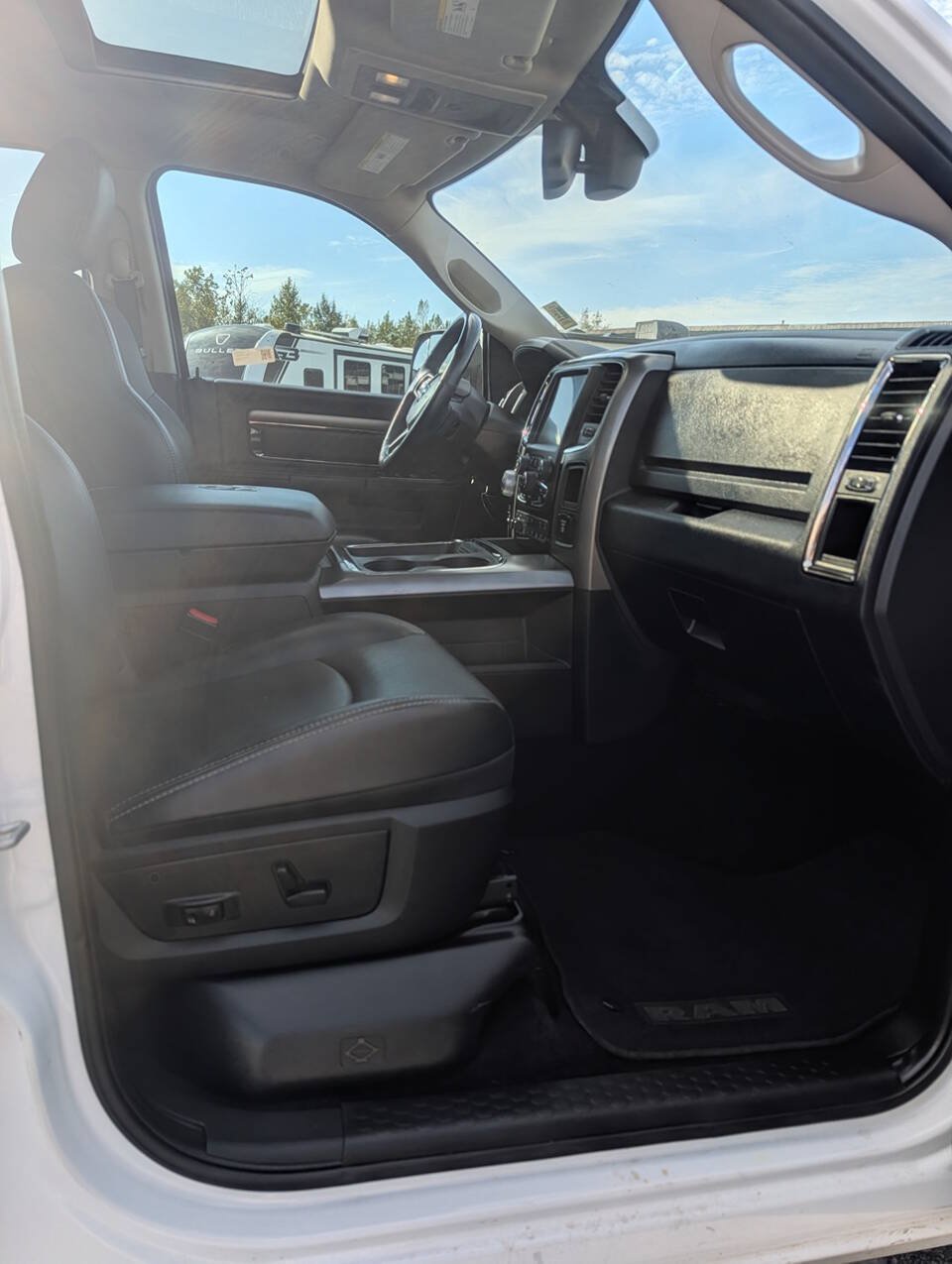 Used 2017 RAM 1500 Sport AWD/4WD image 21