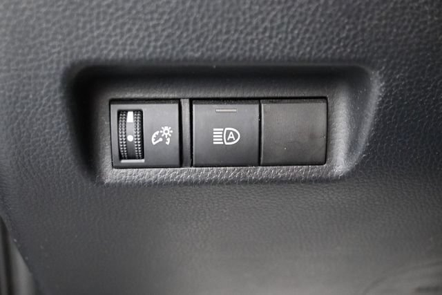 Used 2021 Toyota RAV4 XLE FWD image 23
