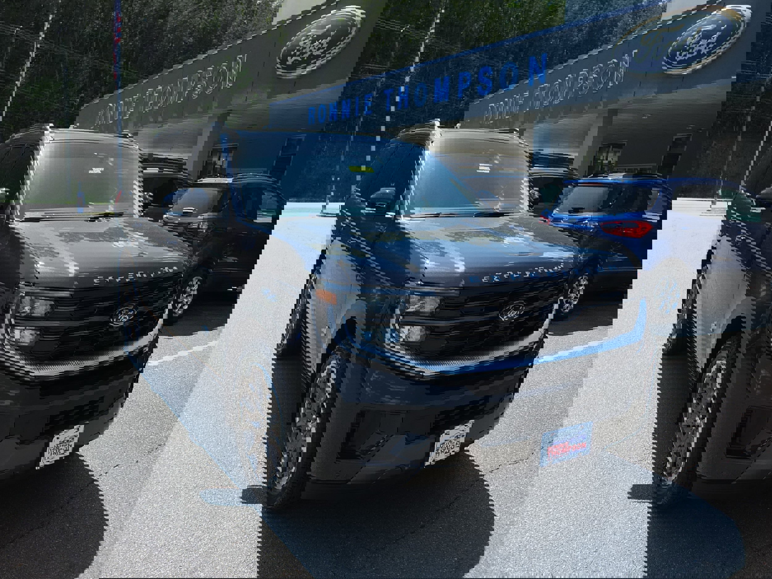 Used 2025 Ford Expedition King Ranch image 1