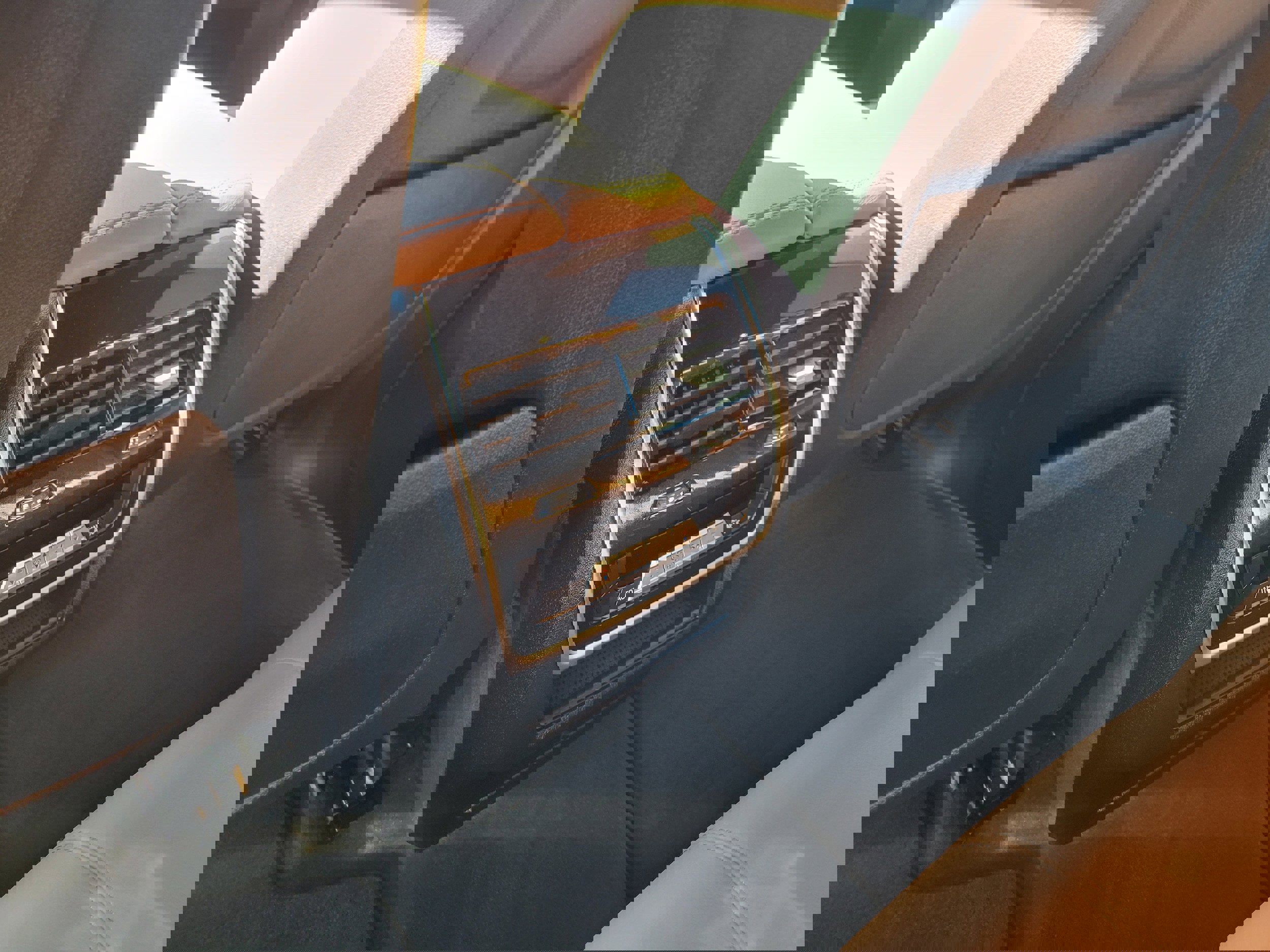 Used 2021 BMW X5 xDrive40i w/ Convenience Package image 32