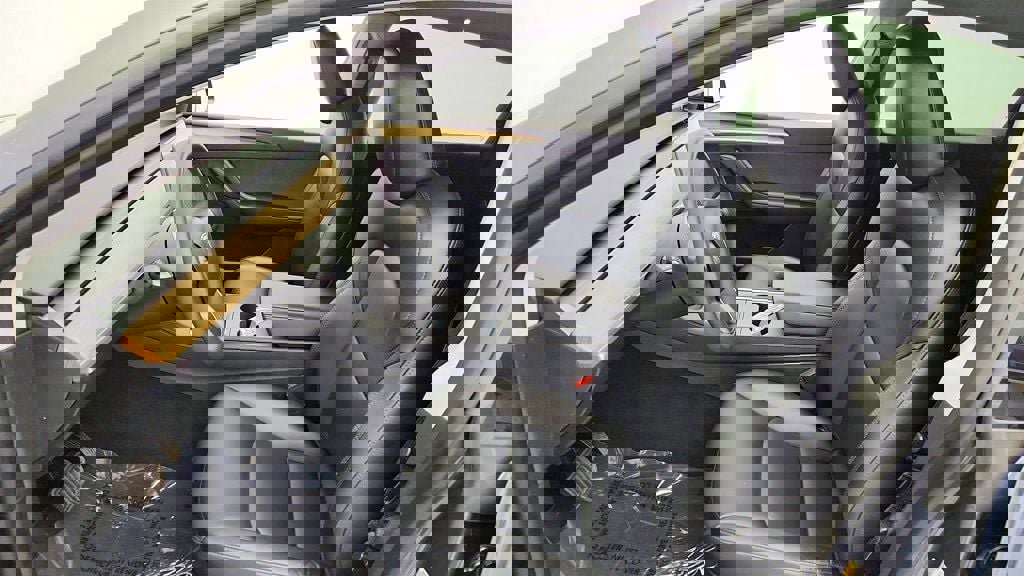 Used 2023 Tesla Model Y Long Range image 26