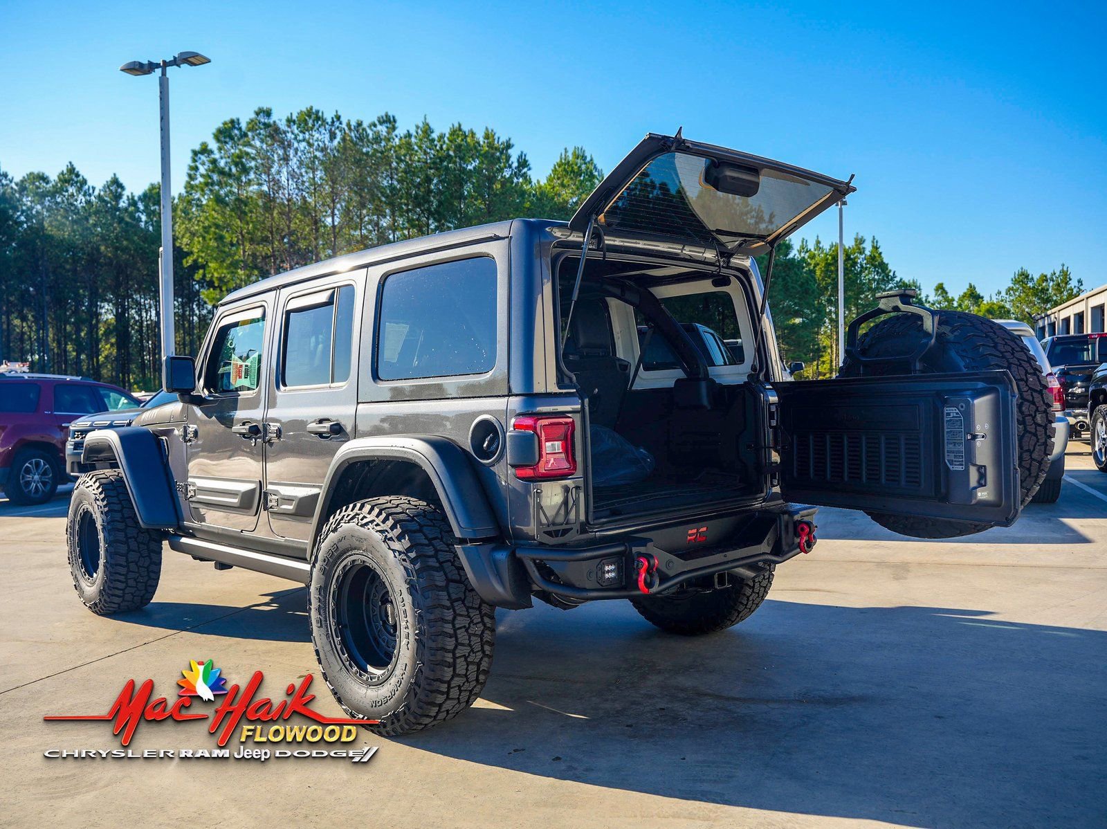 New 2025 Jeep Wrangler Unlimited Sport image 11