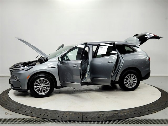Used 2024 Buick Enclave Premium image 12