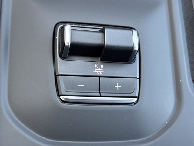 New 2026 GMC Sierra 3500 Denali Ultimate w/ LPO, Black Badging Package AWD/4WD image 46