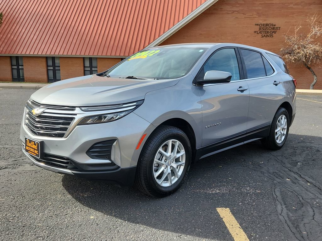 Used 2023 Chevrolet Equinox LT w/ Driver Convenience Package image 4
