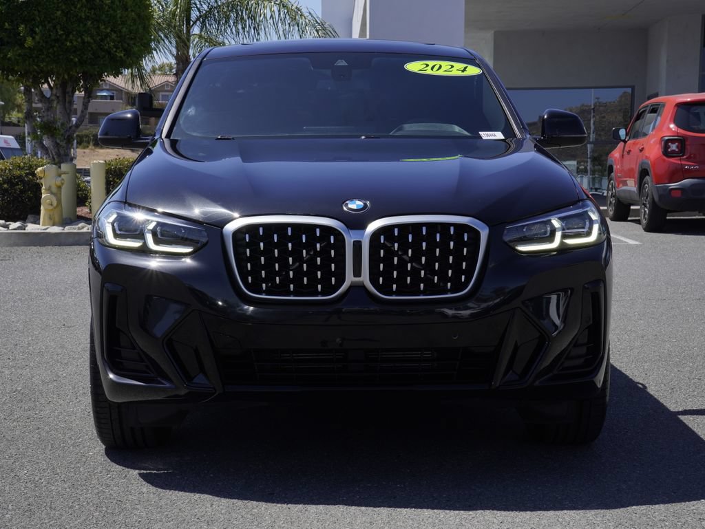 Used 2024 BMW X4 xDrive30i w/ M Sport Package AWD/4WD image 9