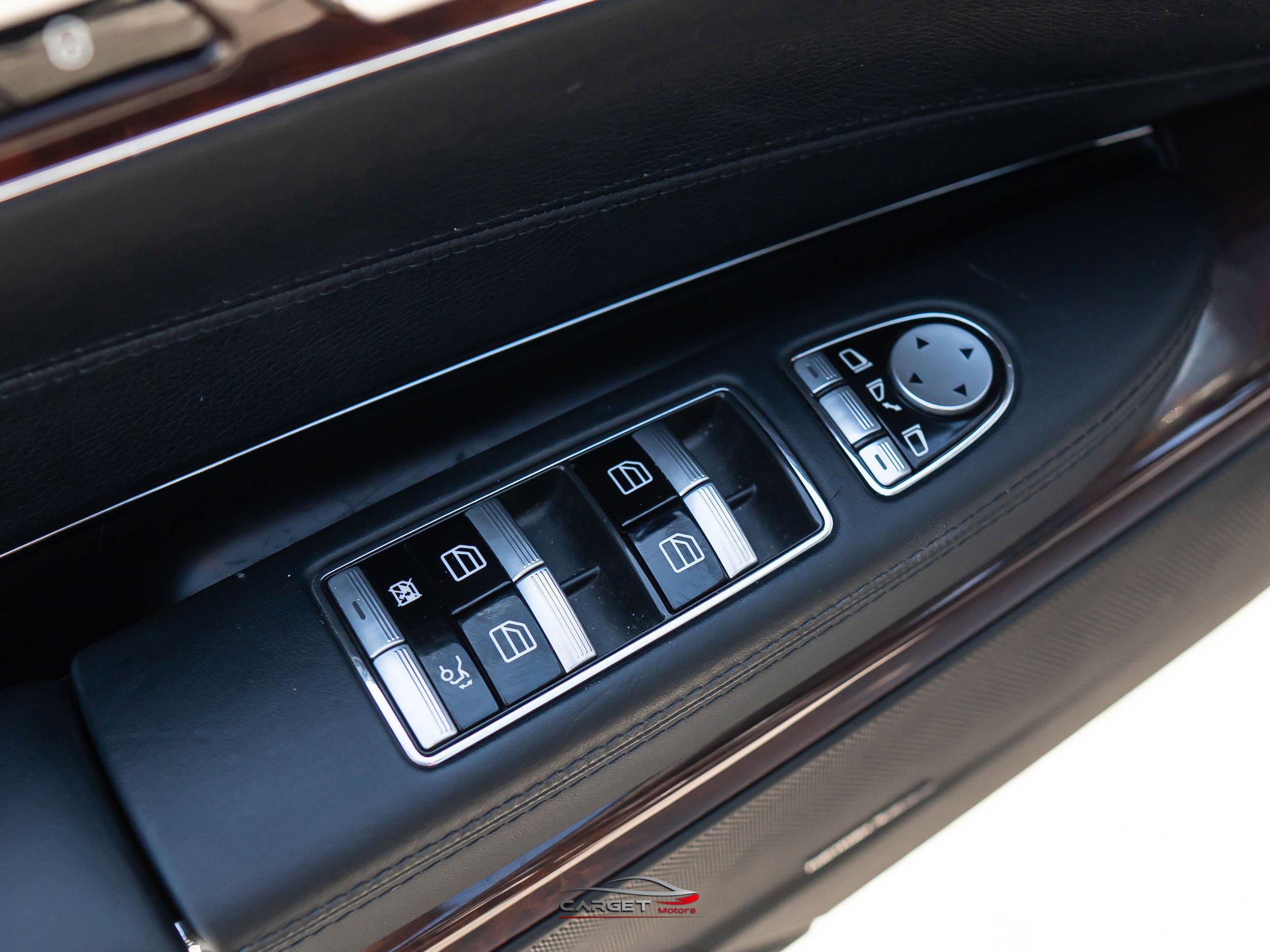 Used 2009 Mercedes-Benz CL 550 4MATIC image 36