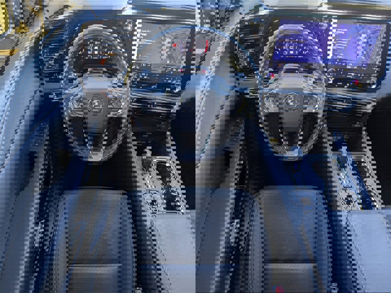 Used 2024 Lexus RX 350 Premium Plus image 11