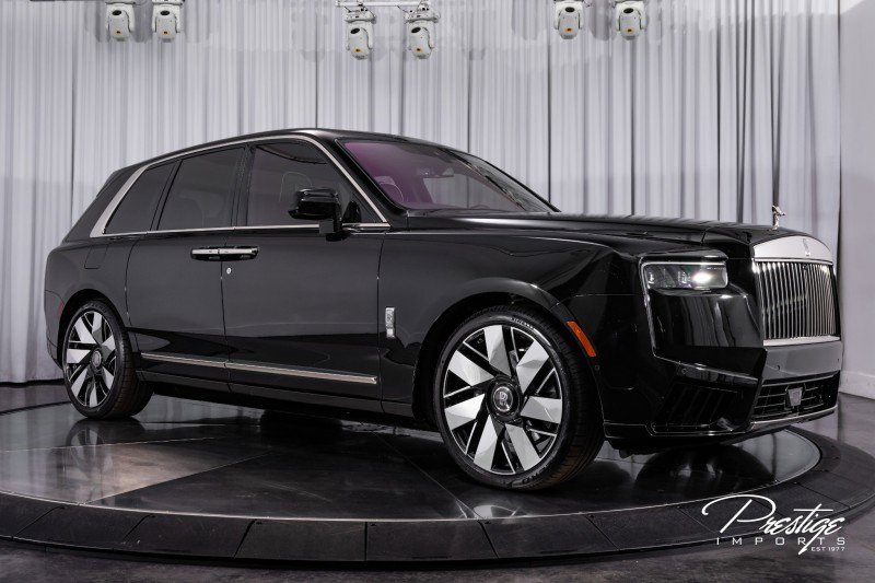 Used 2025 Rolls-Royce Cullinan image 22