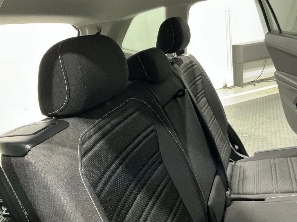 Used 2023 Volkswagen Tiguan S image 18