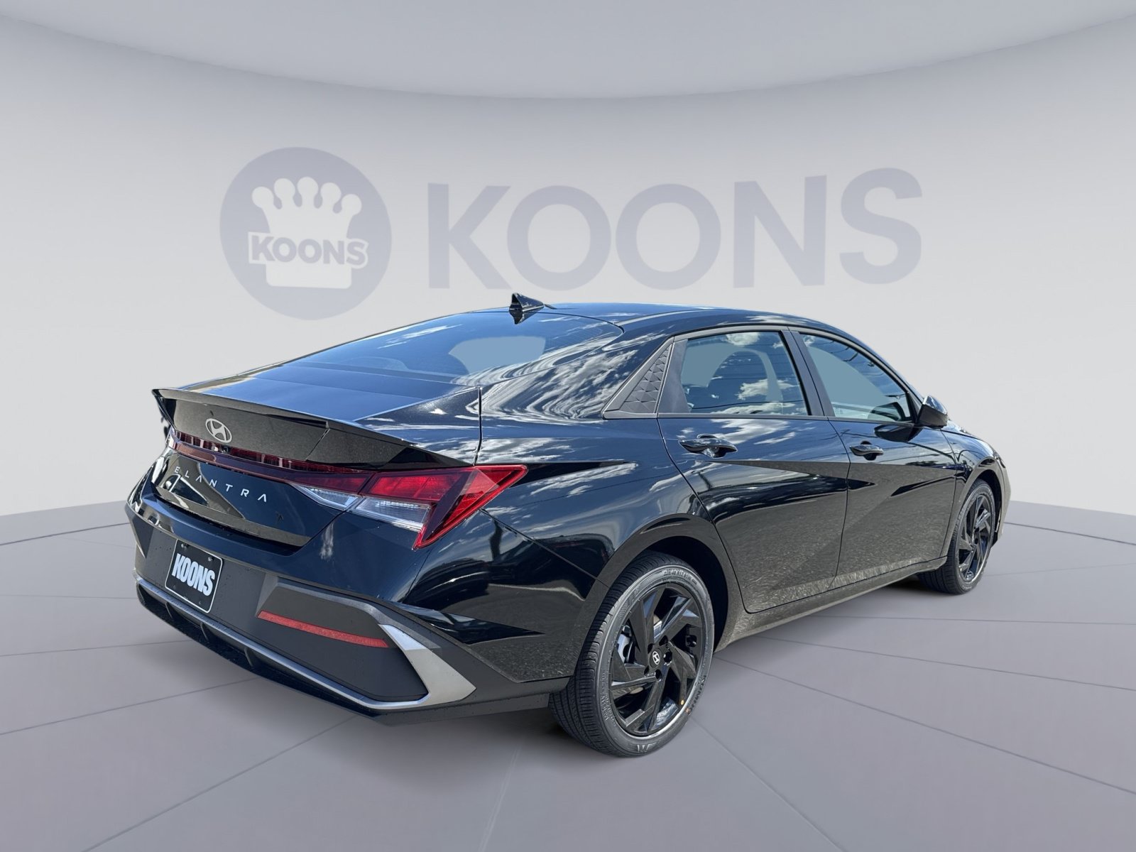 New 2026 Hyundai Elantra Sport FWD image 7