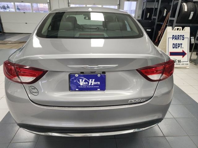Used 2015 Chrysler 200 C image 4