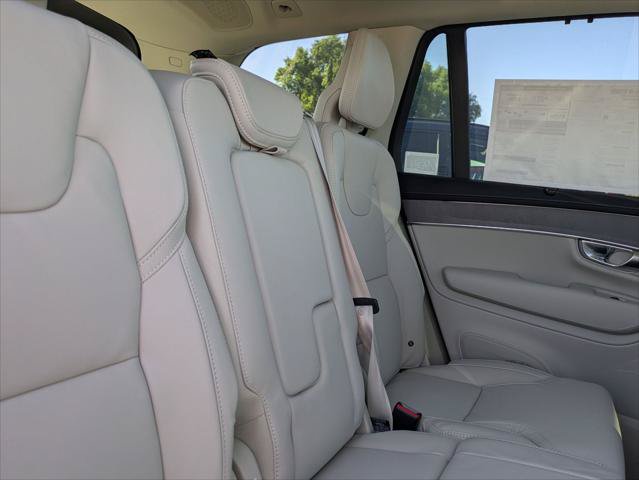 New 2026 Volvo XC90 T8 Ultra w/ Protection Package Premier AWD/4WD image 13