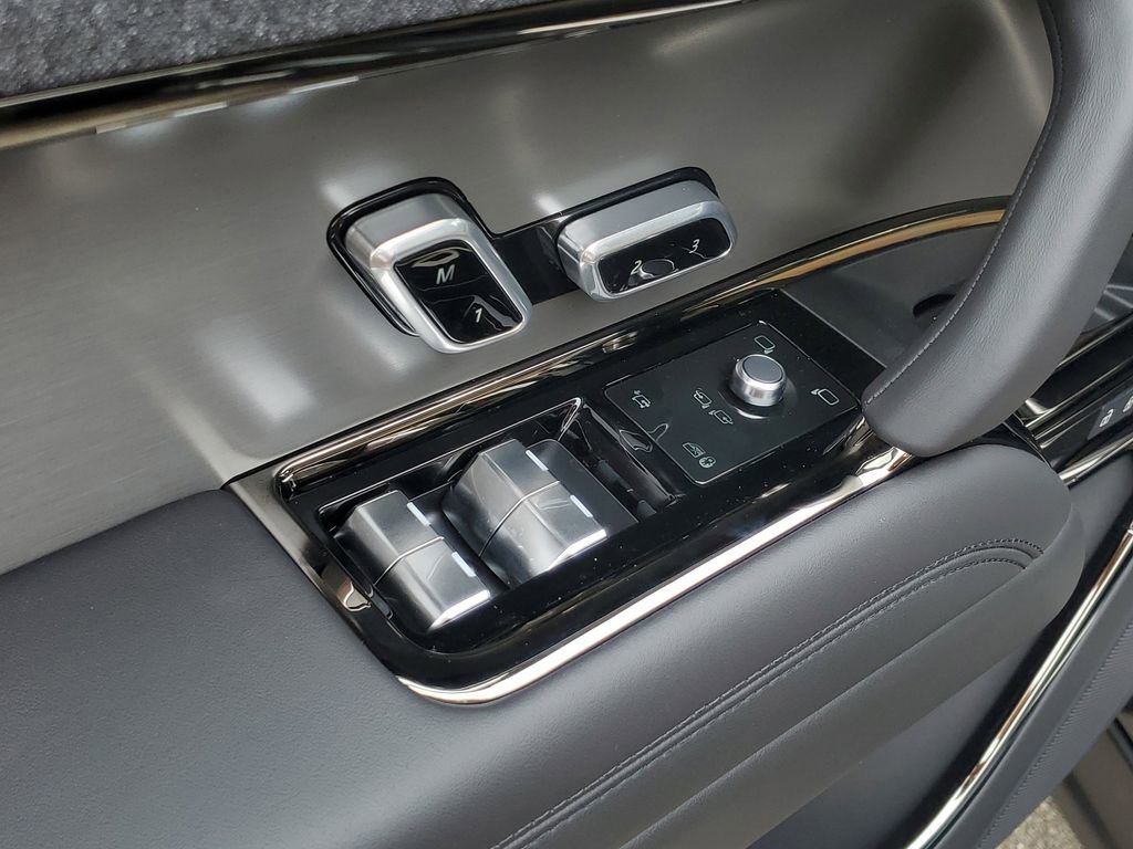 New 2026 Land Rover Range Rover Sport Dynamic SE AWD/4WD image 12