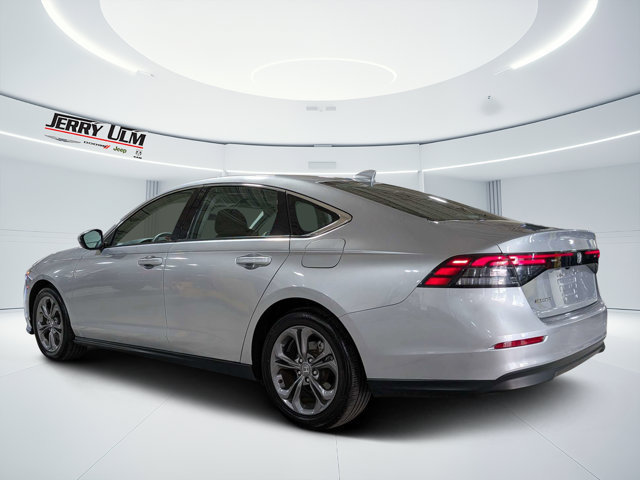 Used 2024 Honda Accord EX image 5