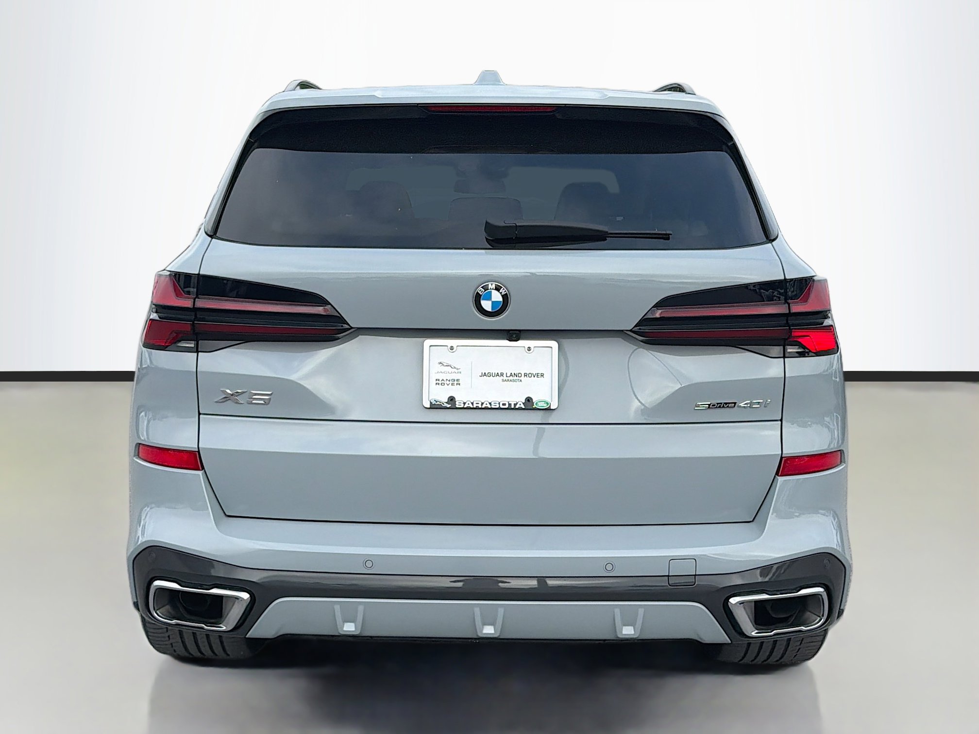 Used 2024 BMW X5 sDrive40i w/ M Sport Package image 4