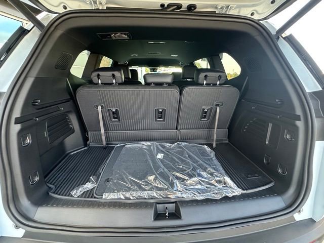 New 2026 GMC Acadia Elevation w/ Black Edition FWD image 6
