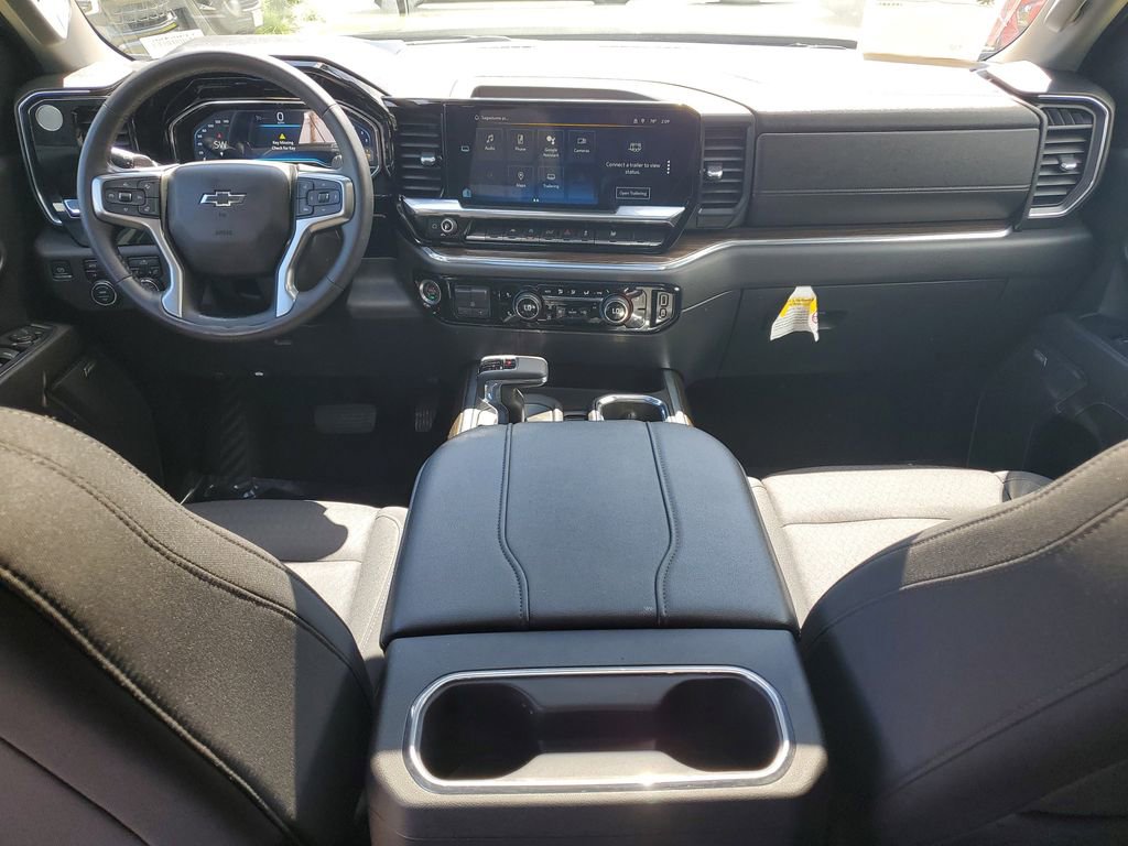 Used 2023 Chevrolet Silverado 1500 RST w/ Convenience Package II AWD/4WD image 9