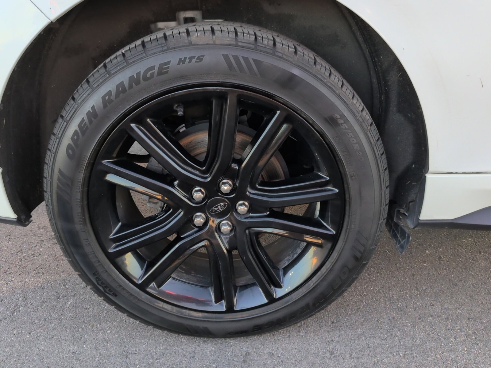 Used 2020 Ford Edge ST-Line image 9