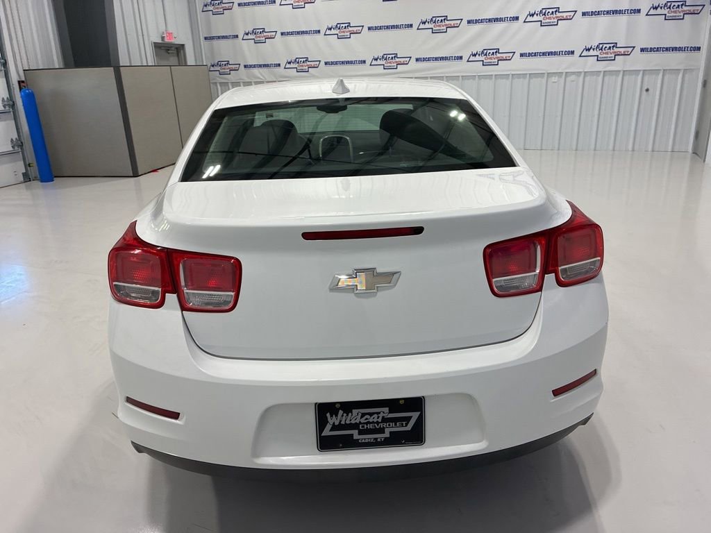 Used 2015 Chevrolet Malibu LT w/ Power Convenience Package FWD image 6