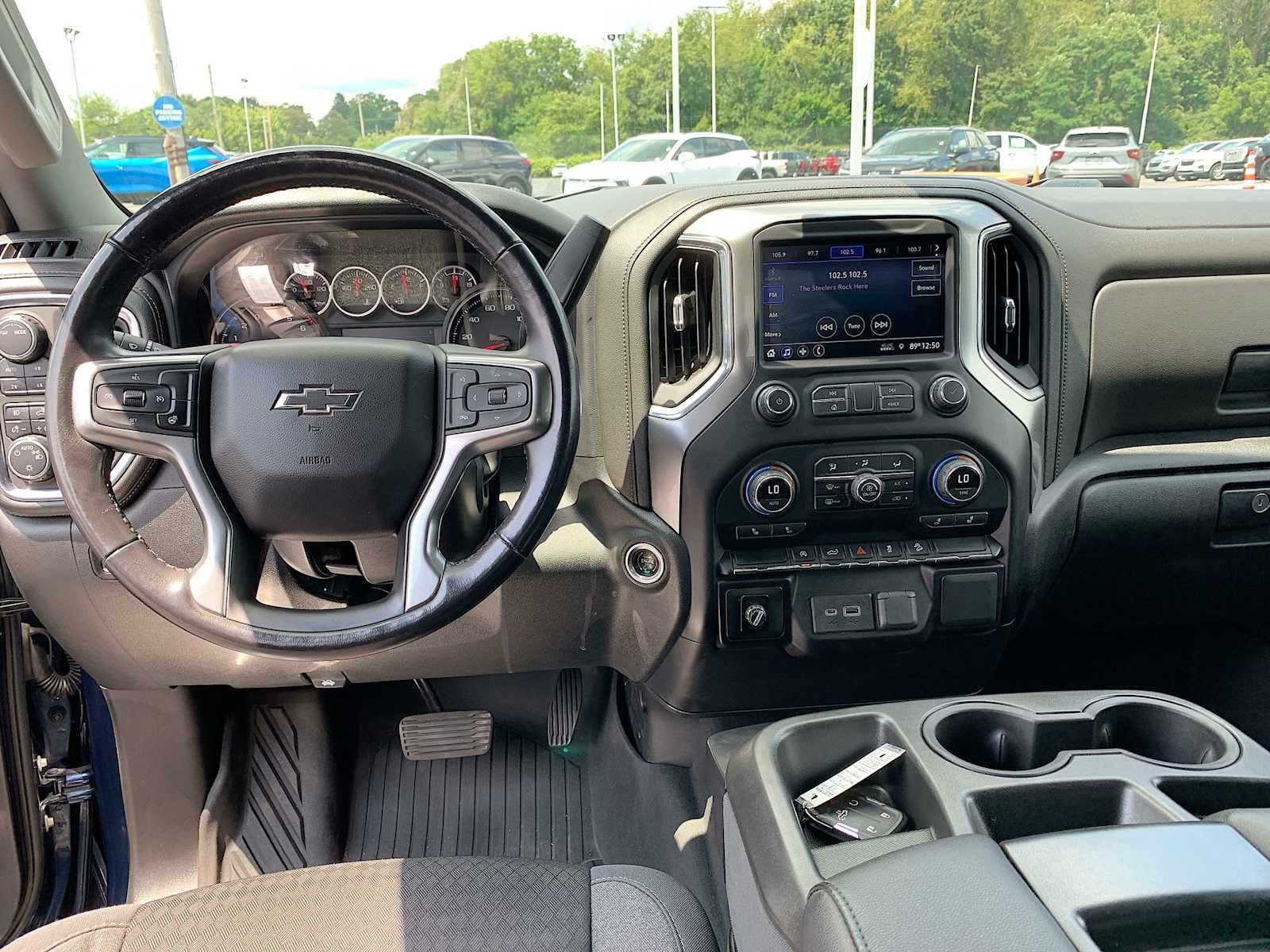 Certified 2020 Chevrolet Silverado 1500 RST AWD/4WD image 19