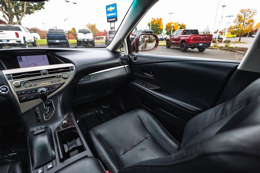 Used 2013 Lexus RX 450h AWD image 15