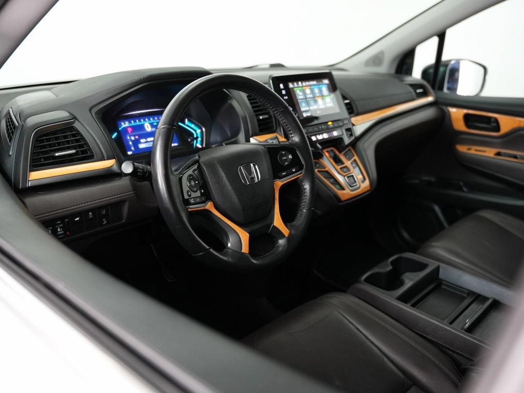 Used 2018 Honda Odyssey Elite image 6