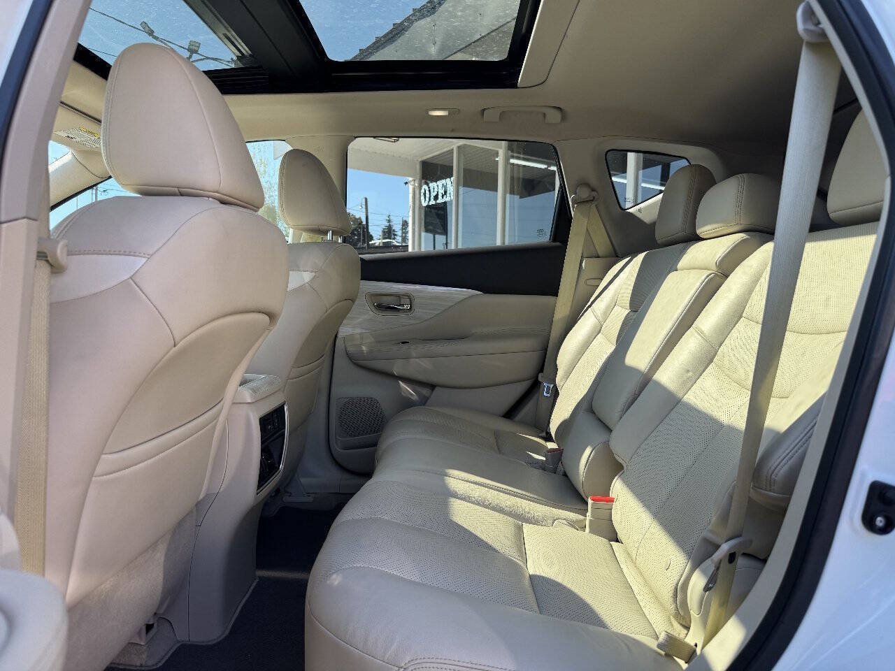 Used 2015 Nissan Murano Platinum w/ Platinum Technology Package AWD/4WD image 26