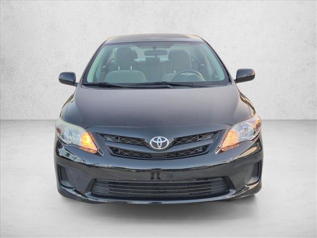 Used 2013 Toyota Corolla L FWD image 2