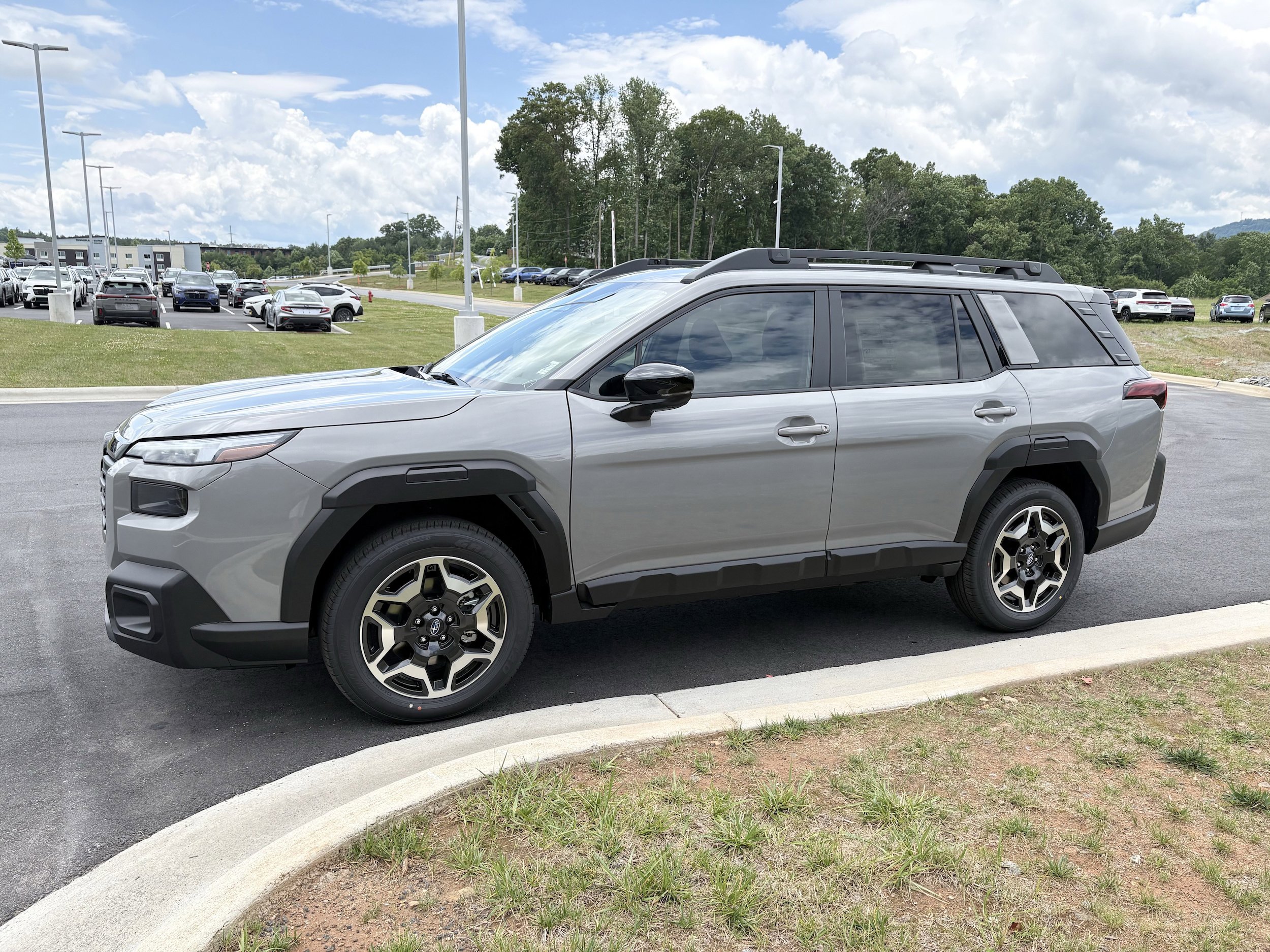 New 2026 Subaru Outback Touring AWD/4WD image 4