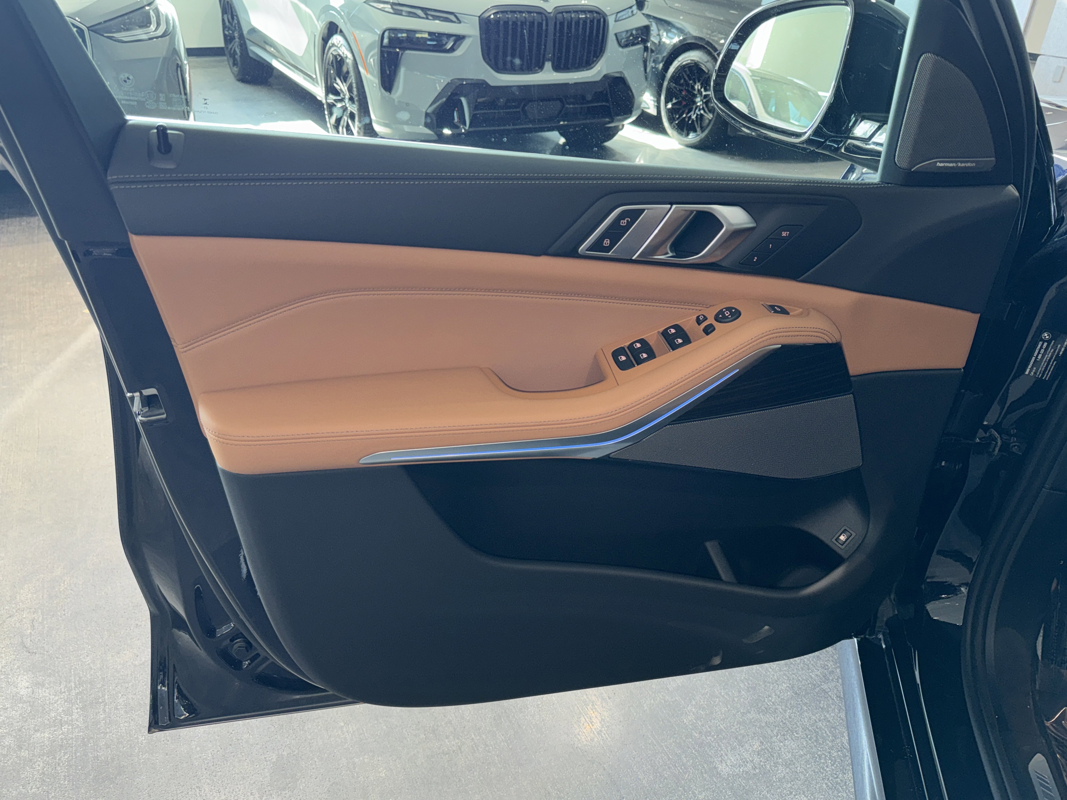 New 2026 BMW X5 xDrive50e w/ M Sport Package image 13