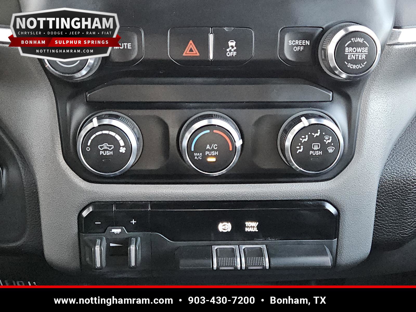 Used 2024 RAM 3500 Big Horn AWD/4WD image 16