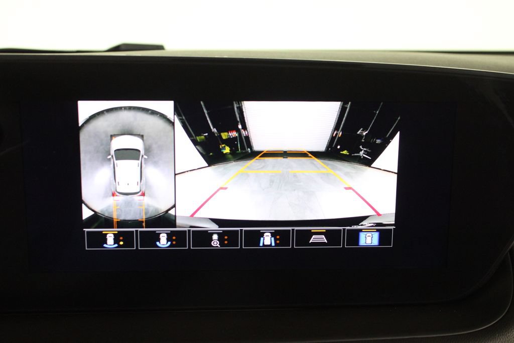 Used 2025 Buick Encore GX Sport Touring w/ Advanced Technology Package FWD image 28
