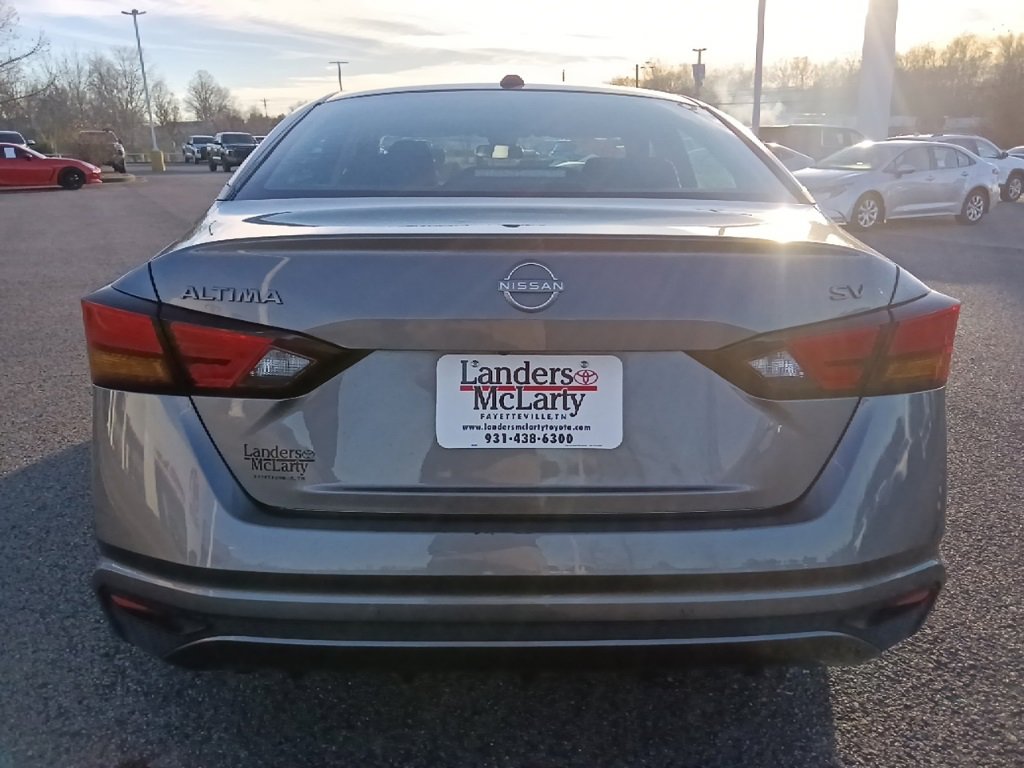 Used 2024 Nissan Altima 2.5 SV image 4