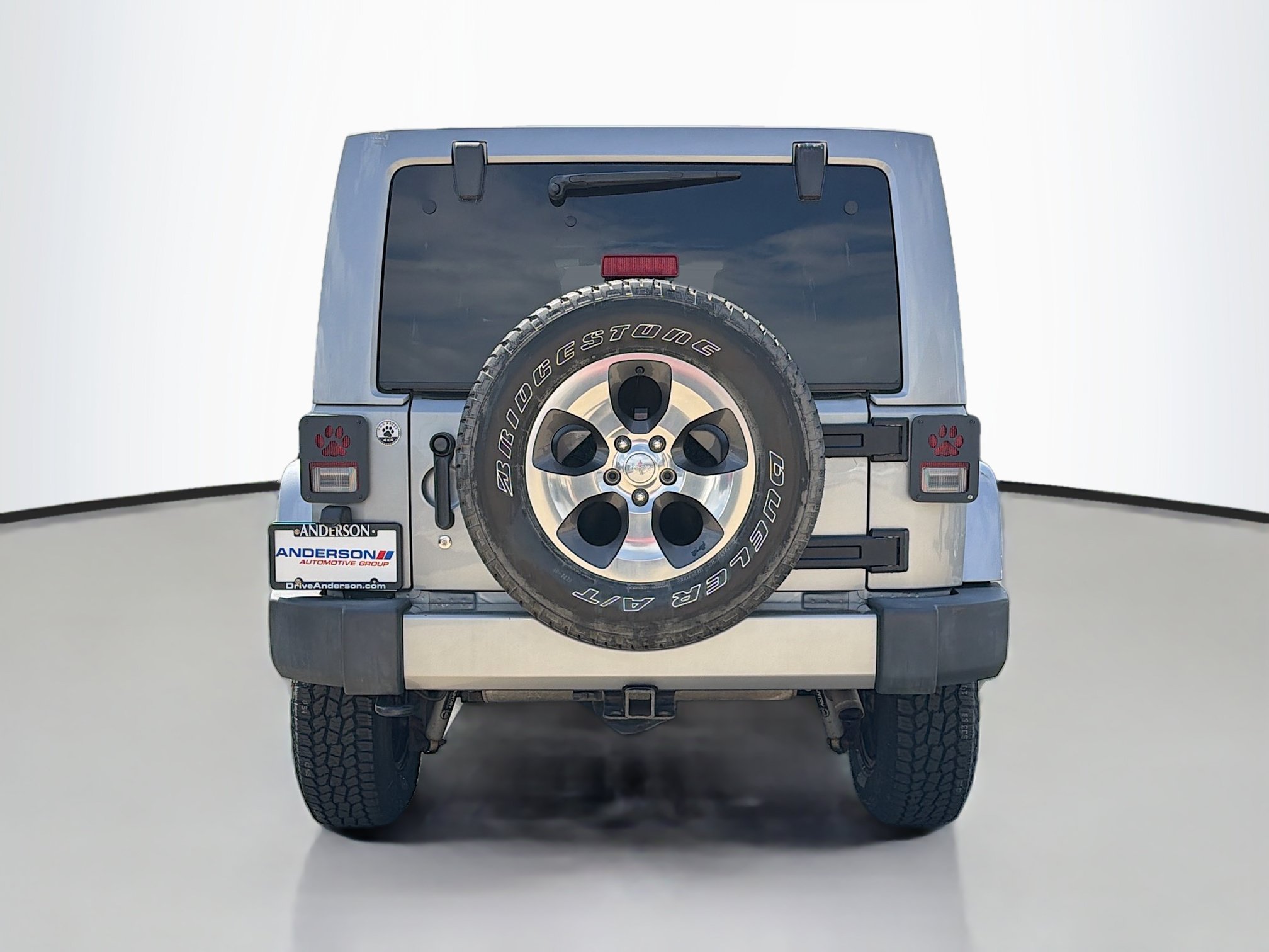 Used 2017 Jeep Wrangler Unlimited Sahara w/ Connectivity Group AWD/4WD image 15