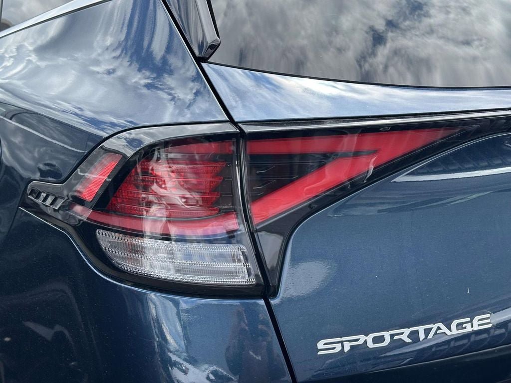 Certified 2023 Kia Sportage EX w/ EX Premium Package image 8
