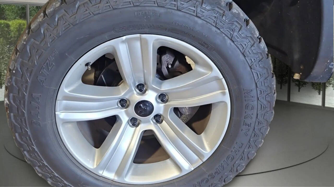 Used 2016 RAM 1500 Classic SLT image 7